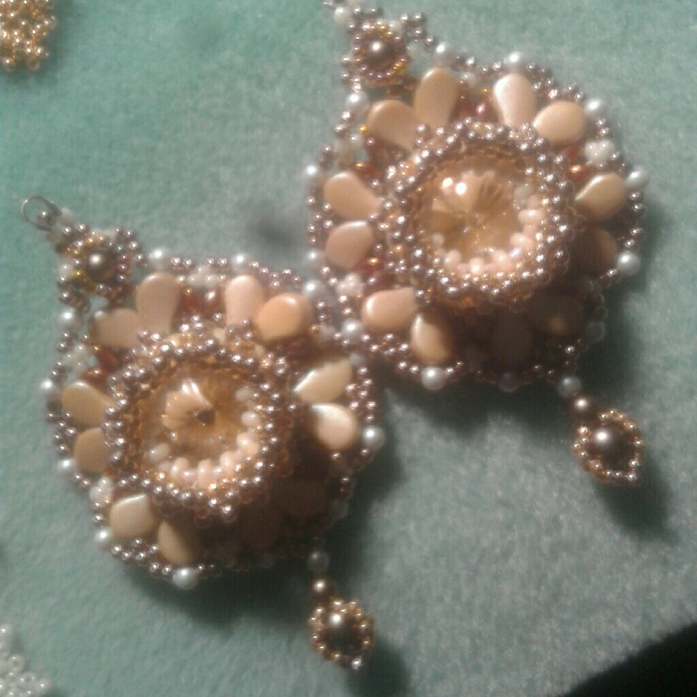 Romantic earrings